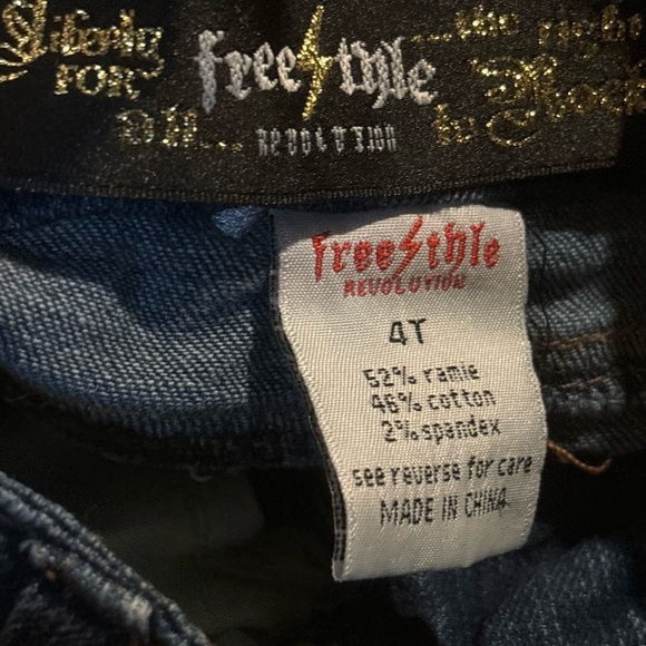 FREESTLE EUC GIRLS BLUE JEAN DENIM HEARTS WHITE SHORTS SUMMER JEANS SIZE 4T - Picture 4 of 5